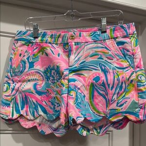 Colorful Women's Scalloped Shorts